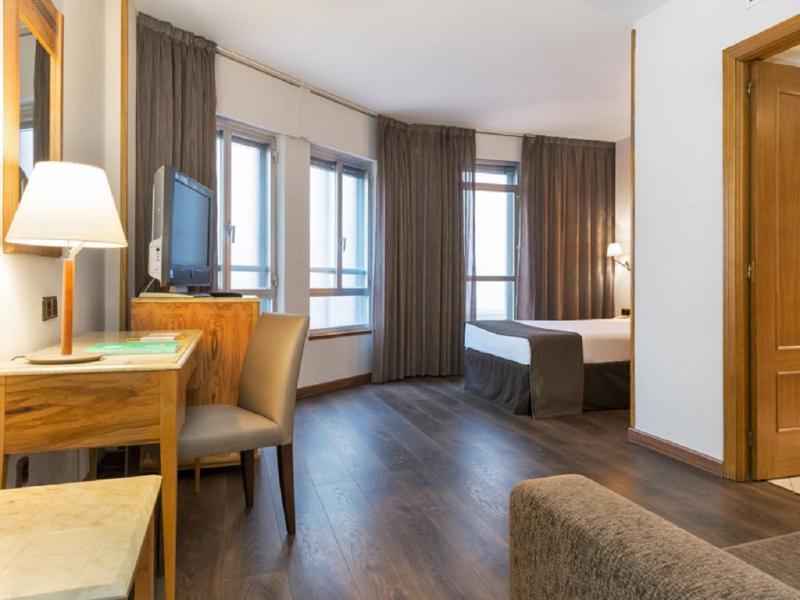 Eurostars Madrid Gran Via Hotel Luaran gambar