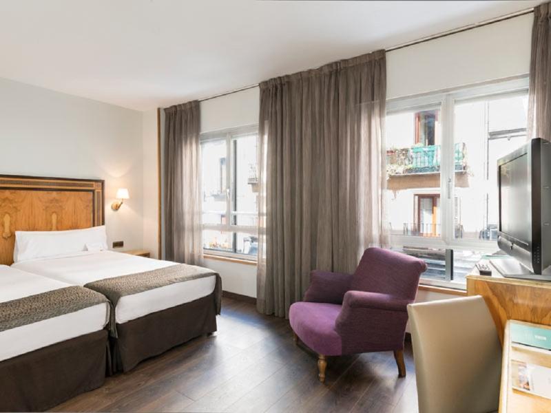 Eurostars Madrid Gran Via Hotel Luaran gambar